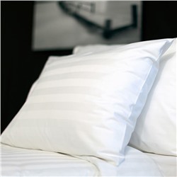 Наволочка на подушку из сатина страйп - Белый