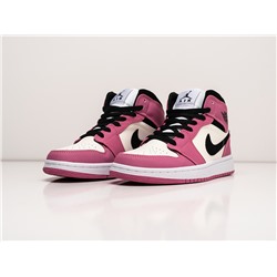 Кроссовки Nike Air Jordan 1 Mid