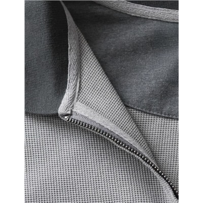 Лонгслив из мягкого фактурного трикотажа с плетеным воротником поло на молнии