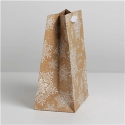 Пакет подарочный новогодний крафтовый «С Новым годом», MS 18×23×10 см