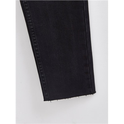 Skinny CONTE CON-671 Черные джинсы skinny с эффектом потертости и необработанным краем