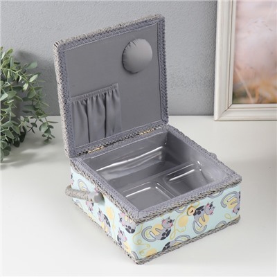 Шкатулка для рукоделия и шитья «Котята на клубка×», хранение ниток, иголок, мелочи, 20×20×11 см