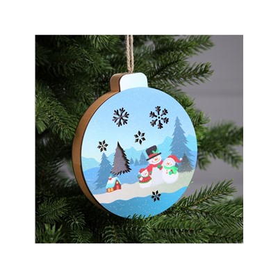 Ёлочная игрушка «Семья снеговиков», 15×16.7 см, 1 LED, от батареек, свечение тёплое белое