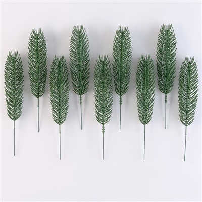 Ветка еловая зелёная, набор 100 шт.
