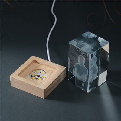 Фигурка светящаяся стекло «Прямоугольник. Мыслитель», подставка дерево, USB, 7×7×10
