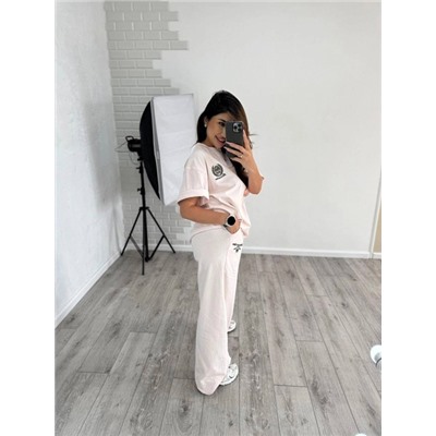 Спортивный костюм #22915261