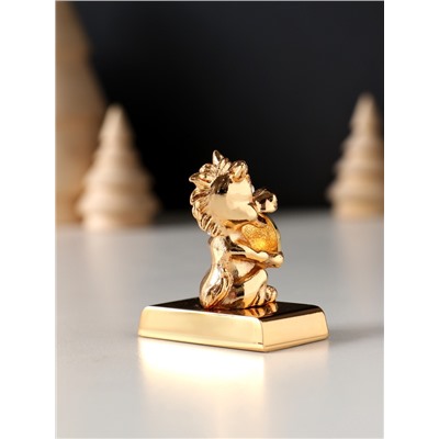 Фигурка «Лошадка с монеткой на подставке и с пожеланием: Здоровья», 4×2.3×5 см