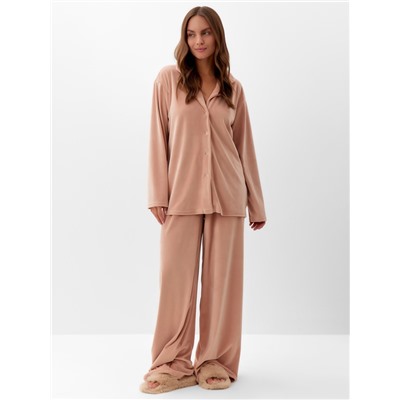 Пижама женская (рубашка, брюки) KAFTAN Plushy, размер 52-54, бежевая
