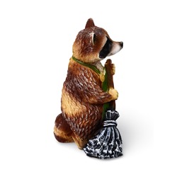 Садовая фигура из полистоуна «Енот с метлой», 26×24×38 см