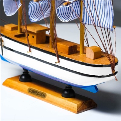 Сувенирная модель корабля «Чесма», трёхмачтовый сине-белые паруса, 34×7×32 см