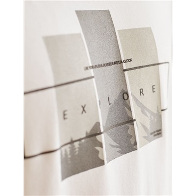 Свободная футболка  с авторским принтом