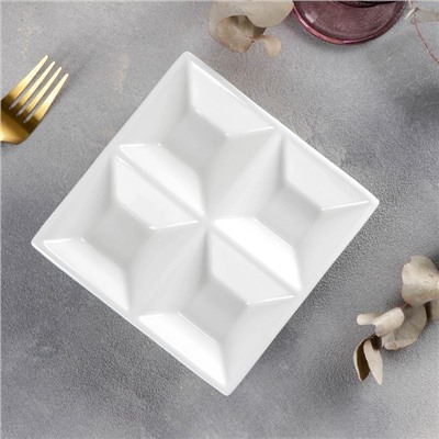 Менажница 4 ячейки Wilmax, 15×15 см, фарфор, белая