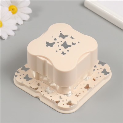 Дырокол фигурный рисунок 3.8×3.8 см «Бабочки», 6.1×6.1×4.1 см