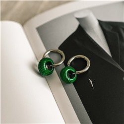 Серьги бублики ювелирная бижутерия коллекция "Дубай" покрытие посеребрение, вставка: пластик, цвет: изумрудный, арт.007.211