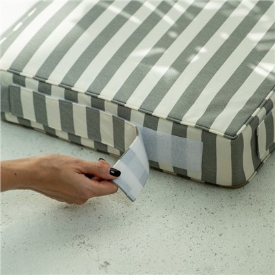 Подушка - бустер Pasionaria «Кембридж», 40×40×10 см, серая