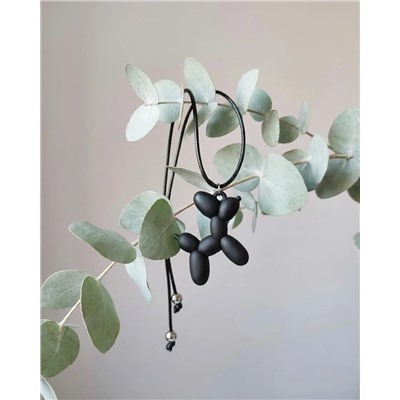 Кулон на шнурке