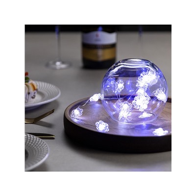 Гирлянда «Нить» 2 м роса с насадками «Снежинка», IP20, серебристая нить, 20 LED, 2 режима, батарейки ААх2 (нет в комплекте), свечение белое