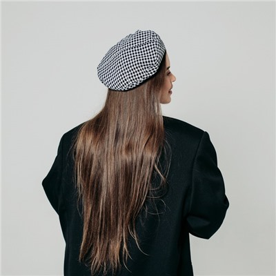 Берет в клетку, чёрный, р-р 56 см