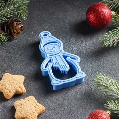 Форма для печенья новогодняя «Снеговик», вырубка, штамп, 9.9×5.7×1.5 см, пластик, голубая