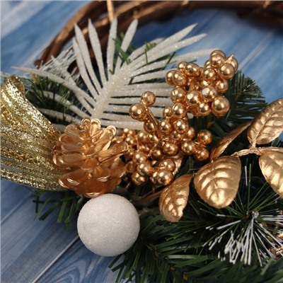 Украшение ёлочное «Зимнее волшебство. Ажурная ветка», новогоднее, 21×19 см