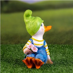 Садовая фигура из полистоуна «Утёнок с цветами», 10×5.5×16 см