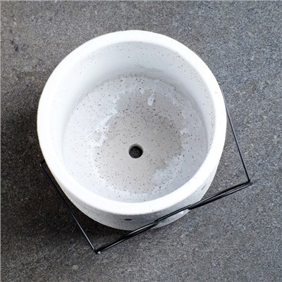 Горшок для цветов «Горшок который выжил» керамический, 1 л, 14×14×13 см, бело-серый