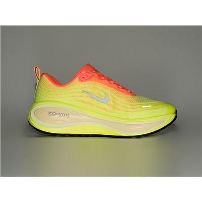 Кроссовки Nike Vomero 18