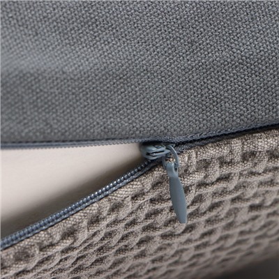 Наволочка декоративная «Этель», сканди 45×45 серый