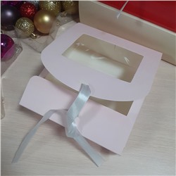 Коробка подарочная нежно розовая 16х16х5см