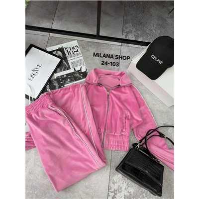 Костюм #23117674