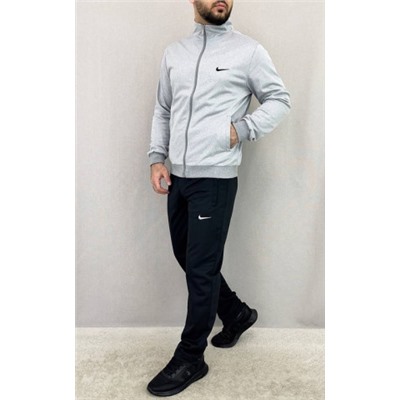 Спортивный костюм #22491854