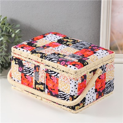 Шкатулка для рукоделия и шитья «Пэчворк. Цветы, горох и зебра», хранение ниток, иголок, мелочи, 19×26×14.5 см