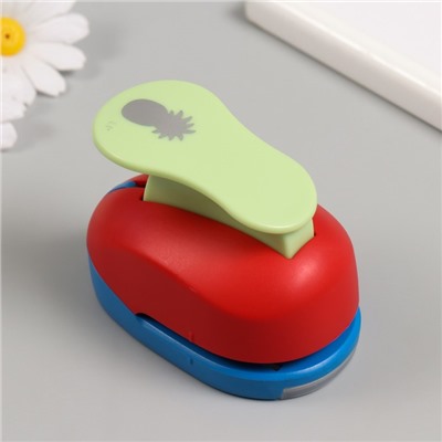 Дырокол фигурный рисунок 3.8×3.8 см «Ананас», 7×5.2×9.2 см, МИКС