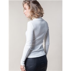 Водолазка из трикотажа в широкий рубчик