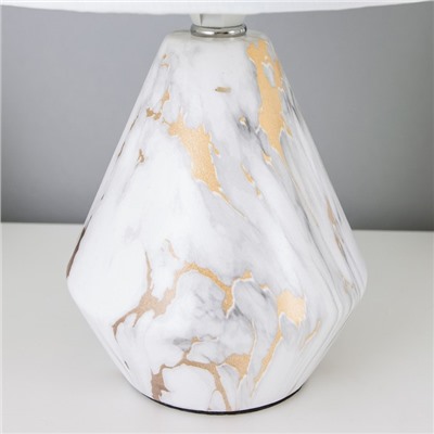 Лампа настольная «Ильмрамор» 1хЕ14 40 Вт бежевый 17.5×17.5×30.5 см RISALUX