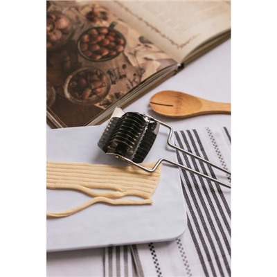 Нож для нарезания домашней лапши KONFINETTA «Профи», 5 мм, 17.5×7.5×3 см, серебристый