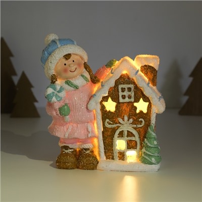 Фигурка светящаяся «Малышка в розовом наряде у пряничного домика», керамика, 15×8×16 см