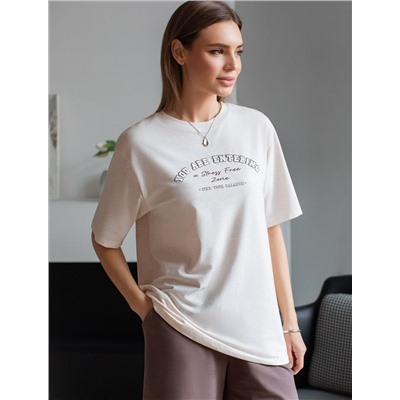 Футболка из премиального хлопка с авторским принтом фольгой