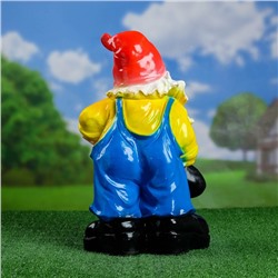 Садовая фигура из гипса «Гном с лопатой», 40×24×16 см