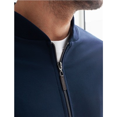 Бомбер из тонкого премиального футера с эластаном