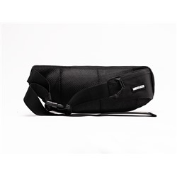 Наплечная сумка UNDEFEATED