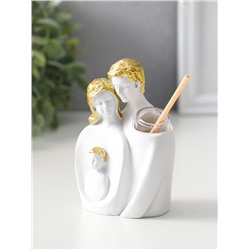 Аромадиффузор для эфирных масел с палочками «Родители с ребёнком», полистоун, белый с золотом, 4.3×8×11 см