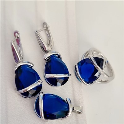 Комплект ювелирная бижутерия серьги, кулон и кольцо 19 р, покрытие: посеребрение, вставка: фианит, цвет: синий, арт.313.068-19