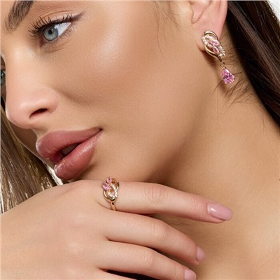 Комплект ювелирной бижутерии коллекция "Дубай" серьги и кольцо 17 р, покрытие позолота, вставка: фианиты и цирконы, цвет: розовый и прозрачный, арт.215.737-17