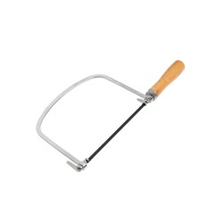 Лобзик ручной ТУНДРА, деревянная рукоятка, в комплекте пилки, 130 мм