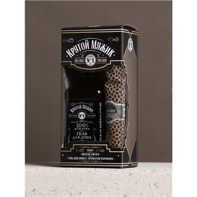 Подарочный набор новогодний «Крутому мужчине»: гель для душа во флаконе виски 250 мл, аромат мужского парфюма, платок в форме сигары