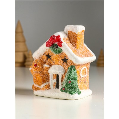 Фигурка светящаяся «Пряничка у домика», керамика, 8.5×6×11.5 см, МИКС