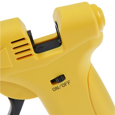 УЦЕНКА Клеевой пистолет ТУНДРА, 12 Вт, аккумулятор 2000 мА, microUSB, 7 мм