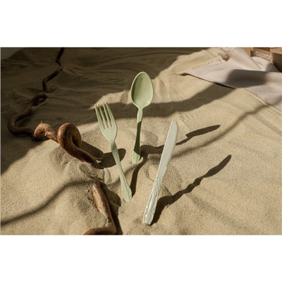 Набор столовых приборов Доляна, 4 предмета: вилка, ложка, нож, футляр синий, приборы МИКС