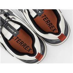 Кроссовки Adidas Terrex Skychaser